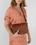 Jessie Crossbody Piel Curry