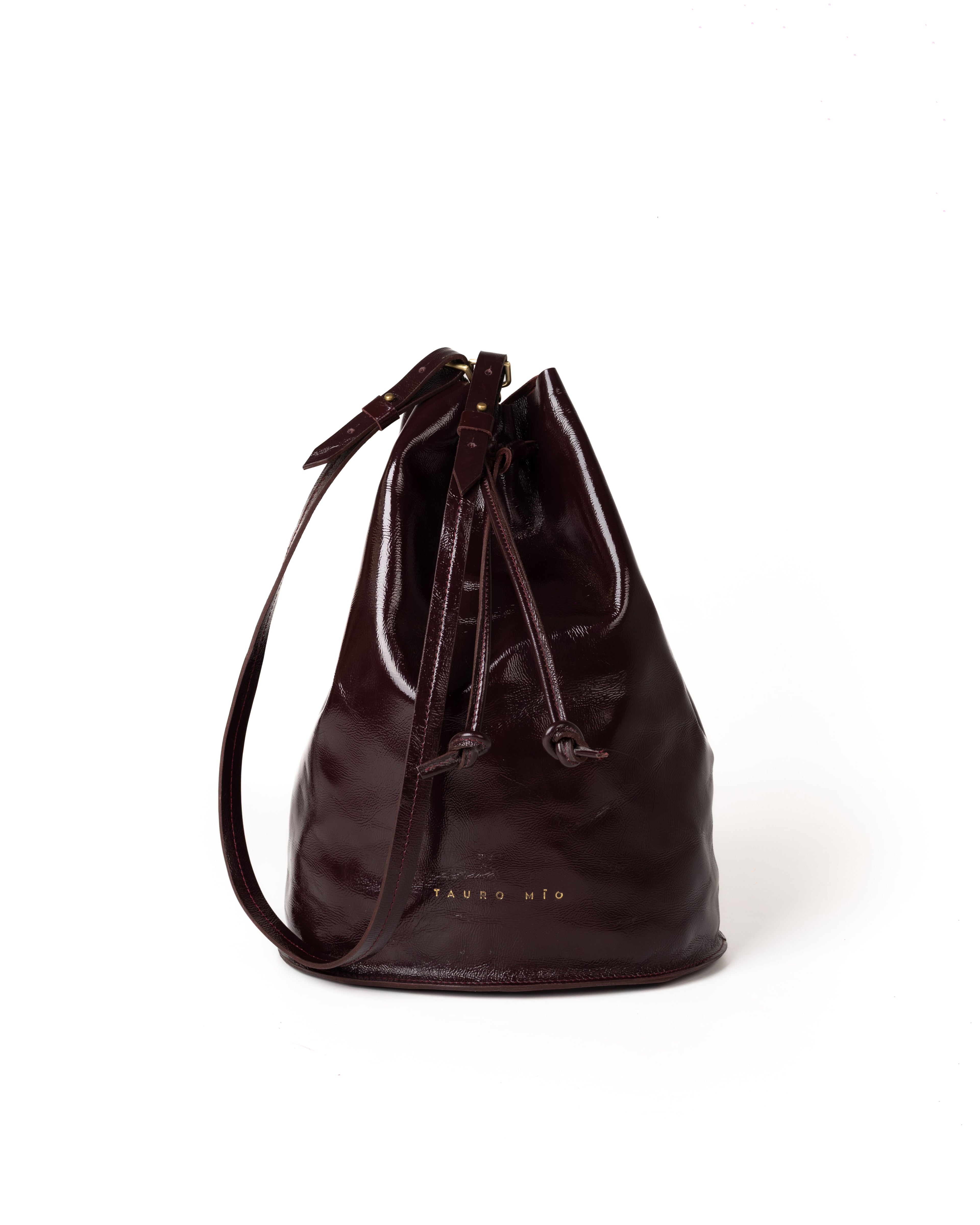 Bolso Bucket Bag Piel Charol Vino