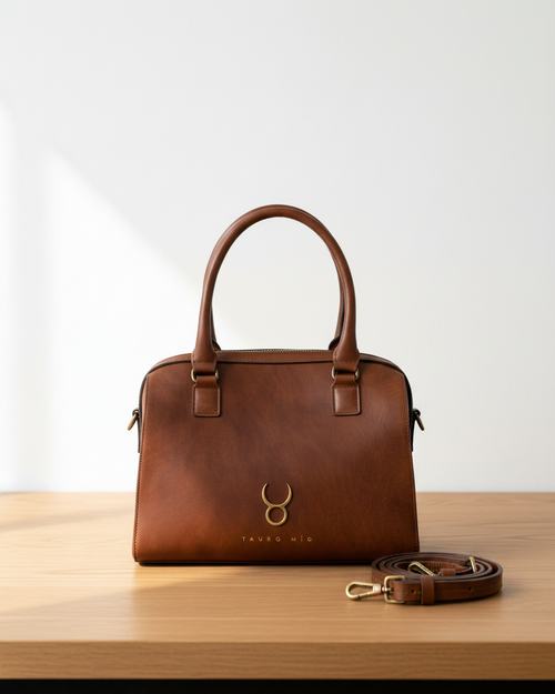 Bowling Caoba — Flat lay correa enrollada separada