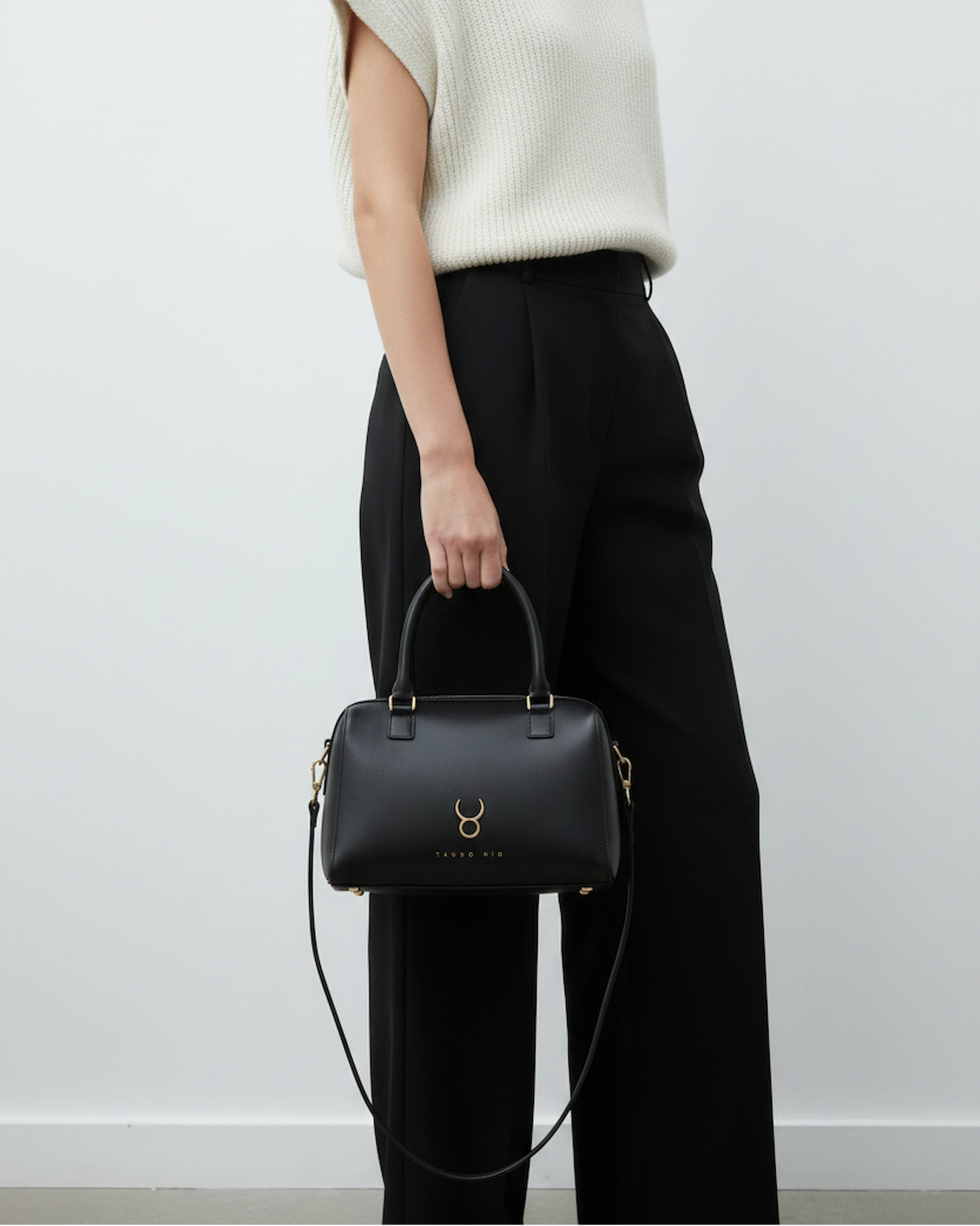 Bowling Bag Black Leather Women TAUROMIO