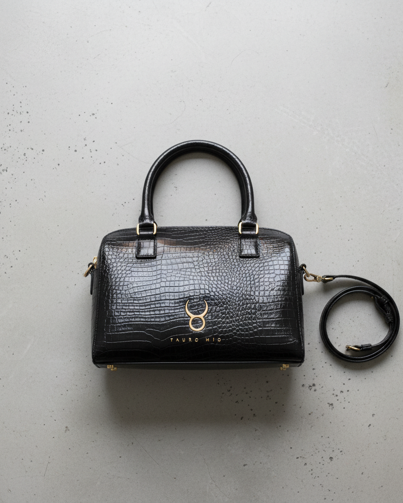 Coco Negro — Flat lay concreto gris