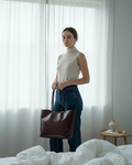 Half Tote Charol Vino - Lifestyle