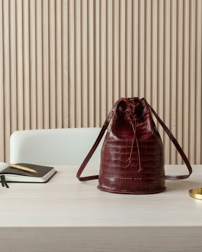 Bucket Bag Coco Burdeos - CEO Pared Acanalada